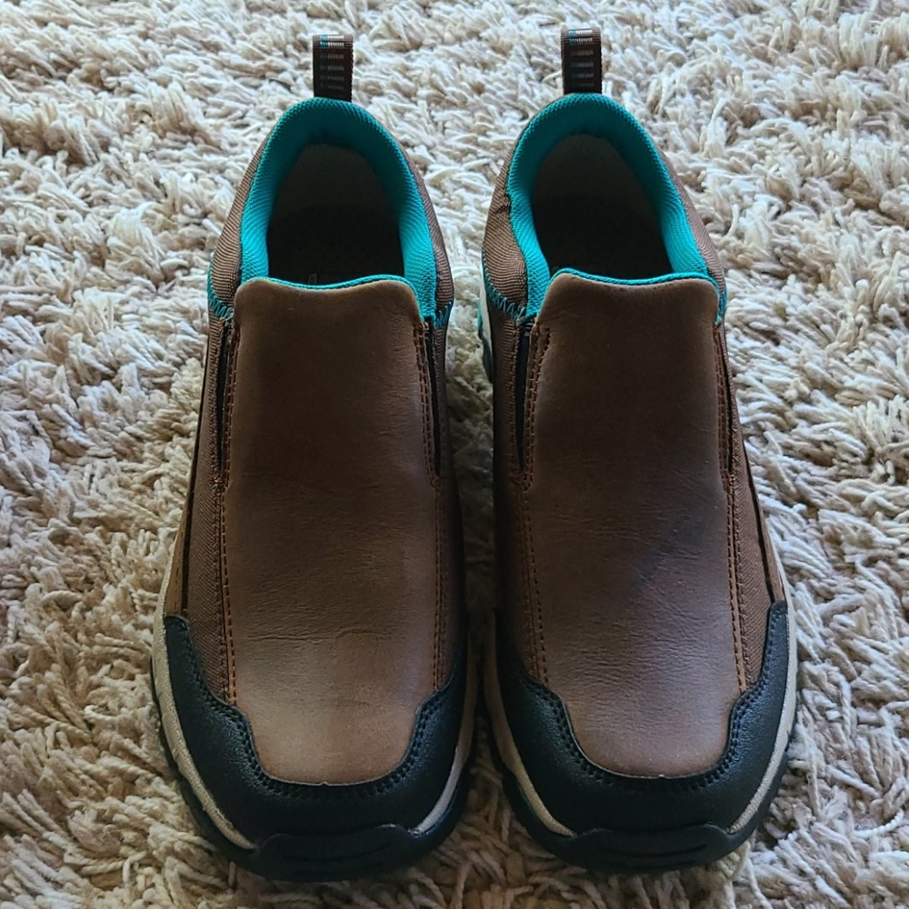 Ariat Skyling Slip on Taupe size 10
